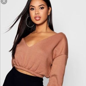 NWT Boohoo Cropped Sweatshirt